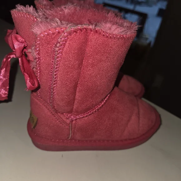 Warm Fuchsia Kids Boots - Picture 5 of 9